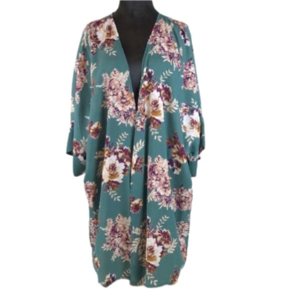 Perfect Peach Tops - 2/$30 NWT Perfect Peach Kimono Size XL Green Floral Open Front Lightweight